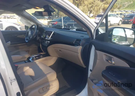 2016 Honda Pilot Touring из США, поврежденный, VIN 5FNYF5H99GB056435